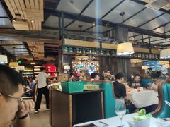 -领鲜活海鲜榴莲自助火锅(东门店)