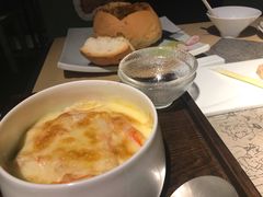 -穹六人间 people 6(岳阳路店)