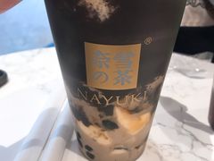 -奈雪的茶(青岛卓悦里INTOWN店)