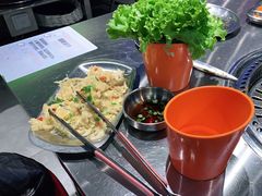 -马路牙子烧烤音乐酒馆(望京店)