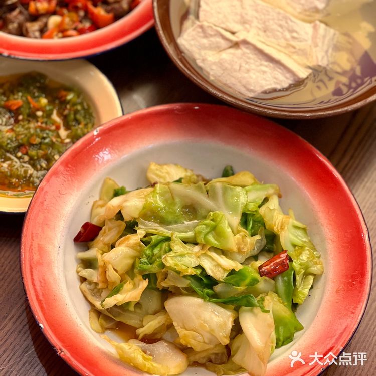 上海首家豆花饭主题川菜‼️忍住不多吃了好几碗！