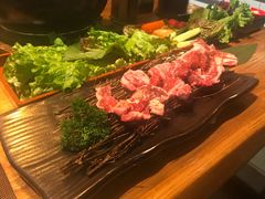 雪花小肋肉-黑牛の店·和牛烧肉(大悦城店)