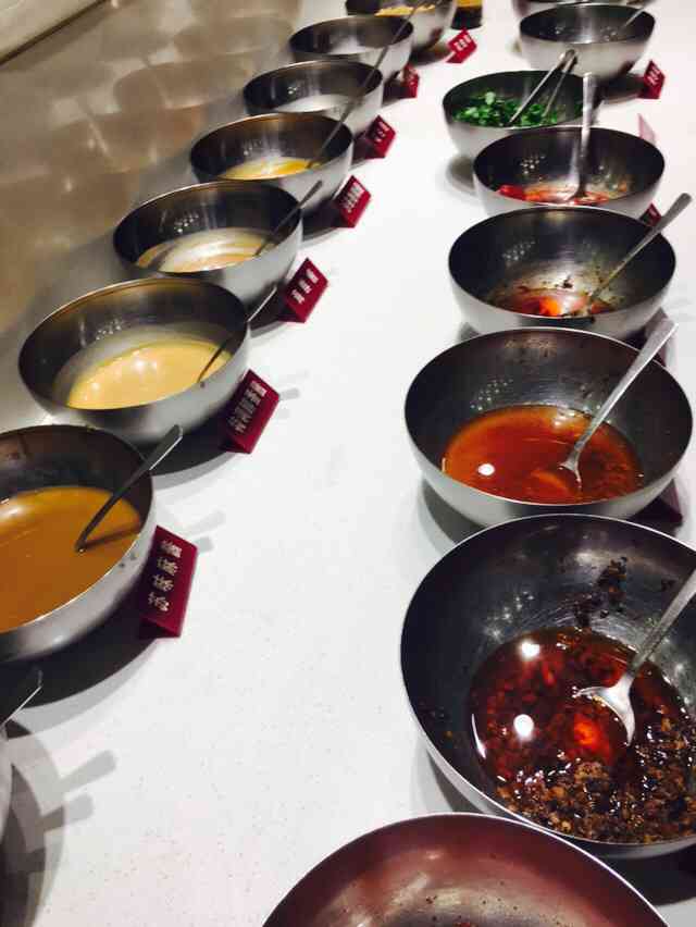 战锅策创意火锅餐厅(张家港店)