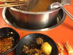 -屋头串串(临江路店)