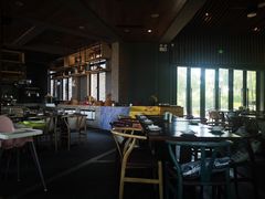 靠窗位-盐官日光域房车营地·有盐餐厅