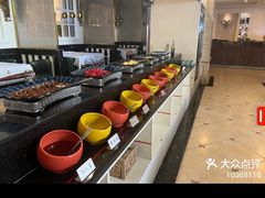 -德天肥牛海鲜火锅(城西银泰店)