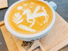 独角兽拉花咖啡-Roast8ry Coffee Lab