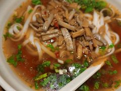-湘人龙记老长沙米粉(鸟巢店)