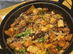 -老钟家烤羊排·敦伊阁清真餐厅胡羊焖饼