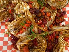 -覃记海鲜美食餐厅