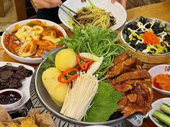 -喇喇排骨火锅·传统韩式脊骨汤(望京西园总店)