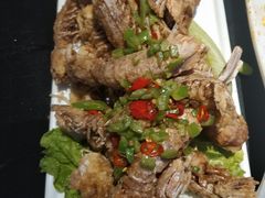 椒盐皮皮虾-西街夜油条·麻团包乌饭