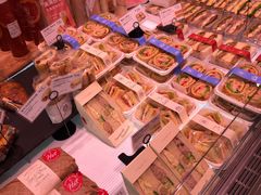 -巴黎贝甜(大宁国际商业广场店)