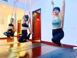 -Yvon yoga 瑜伽·精准体态管理中心