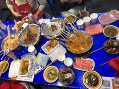 -马路边边串串香(苗栗路店)