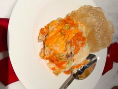 生拆蟹肉蟹粉赛螃蟹-鹏瑞莱佛士酒店·云璟 Yun Jing