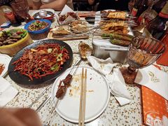 -小董哥烤串·爆汁大油边(故宫店)