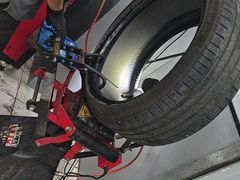 -捷之洁·米其林轮胎汽车维修保养(浦江镇江月路店)