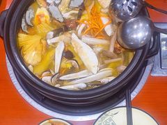 -菌之家·专业纯野生菌火锅·特色炒菌