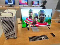 -Apple零售店(华贸购物中心店)