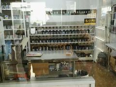 -蜂鸟快修喷漆钣喷汽修旗舰工厂(军工路店)