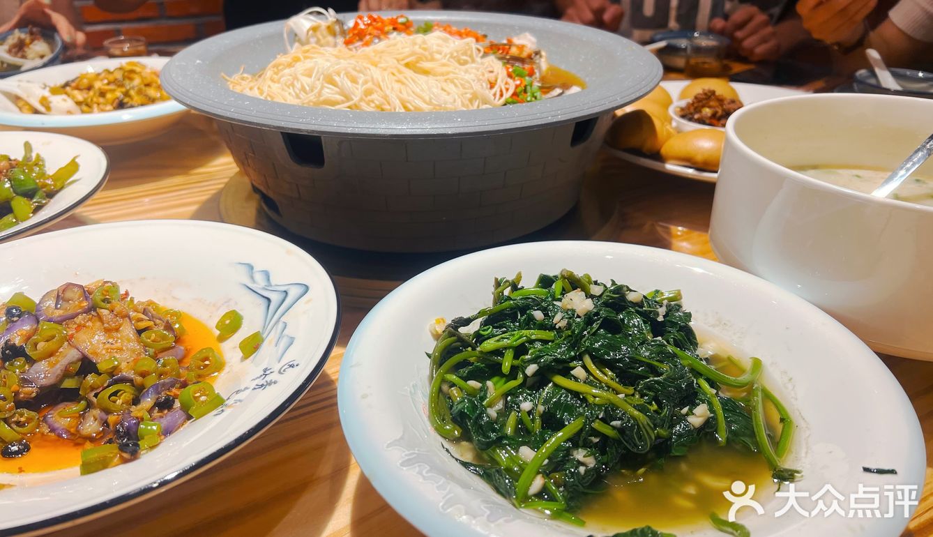 打卡厦门集美五月花网红湘菜馆[种草]