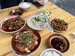 -老方桌烂蹄花川菜馆(九龙坡店)