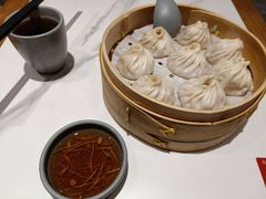 -馋三尺蟹粉小笼(人民广场店)