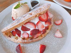 -ROAST coffee & eatery