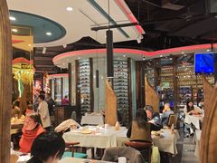 -四海一家自助餐(益田假日广场店)