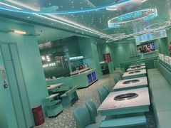 -季季红火锅(柳州城中万达二店)