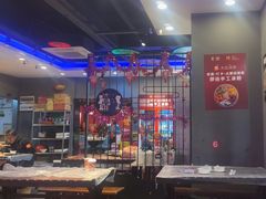 -老街烧烤大排档·地道湖北菜·龙虾馆(汉口火车站店)