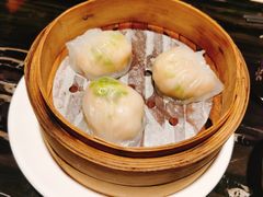 荔湾招牌虾饺-广州花园酒店荔湾亭·地道点心·粤式饮茶