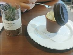 -Fridi Patisserie Cafe