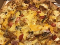 -必胜客(宝杨路宅急送店)