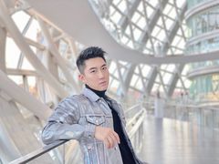 -凤凰中心