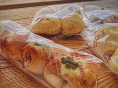 -顶东面包花园·生日蛋糕(世博店)