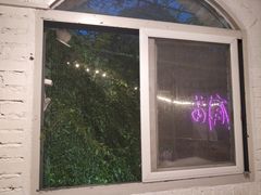 -有猫主题·治愈系猫咖(曾厝垵店)