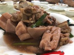 莲藕煮火腩-区海鸡场饭店(石壁店)