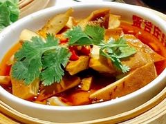 -喜悦小串丹东小黄牛海鲜烧烤大排档(民主广场店)