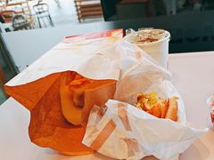 -麦当劳(中二横路店)