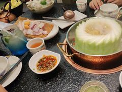 -得意咚瓜·顺德鱼生·冬瓜火锅(深圳首店)