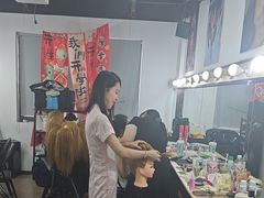 -吉田美学化妆美甲摄影培训(宁波校区)