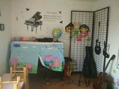 -八度音乐吉他教室(汉广店)