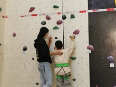 -问山MountQuest攀岩馆