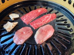 -炼火烤肉店