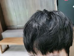 -首脑美发沙龙