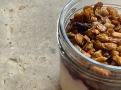 麦片酸奶-RAC BAR(安福路店)