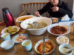 -严记小天府酸菜鱼(西四路店)