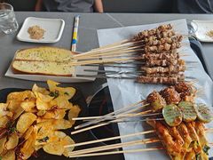 -粟氏天府·东北烧烤(长安街店)